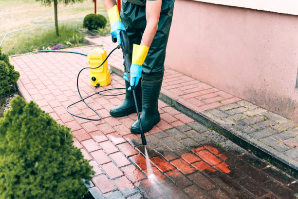 Why Choose Our Certified Pressure Washing Experts for Your Project Needs in Del City, OK?